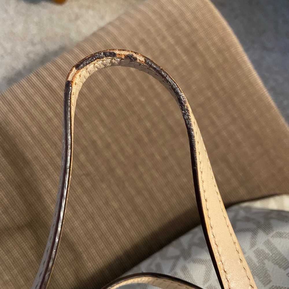 Michael Kors Jet Set Multi-Function Travel Tote - image 6